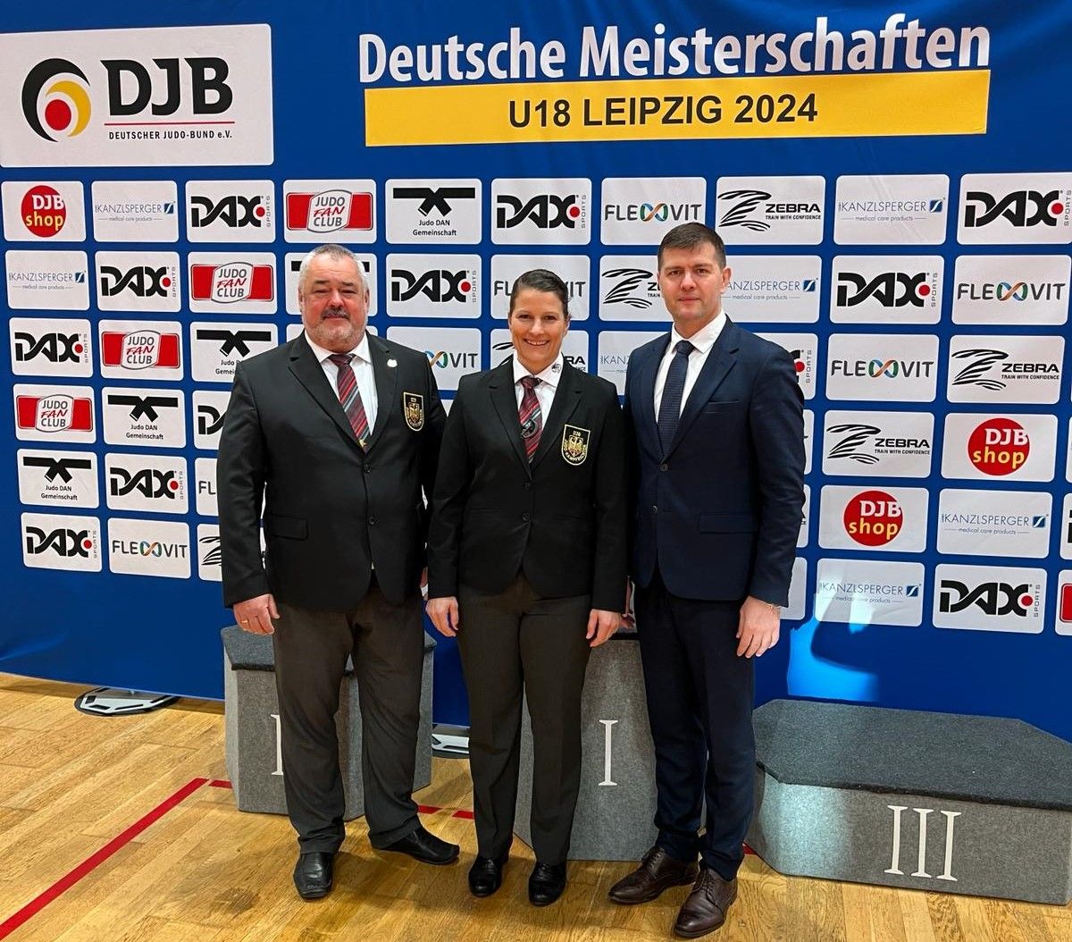 Die Bayerischen Kampfrichter (v.l.) Bernd Röder, Astrid Garmeier und Alexander Berger.