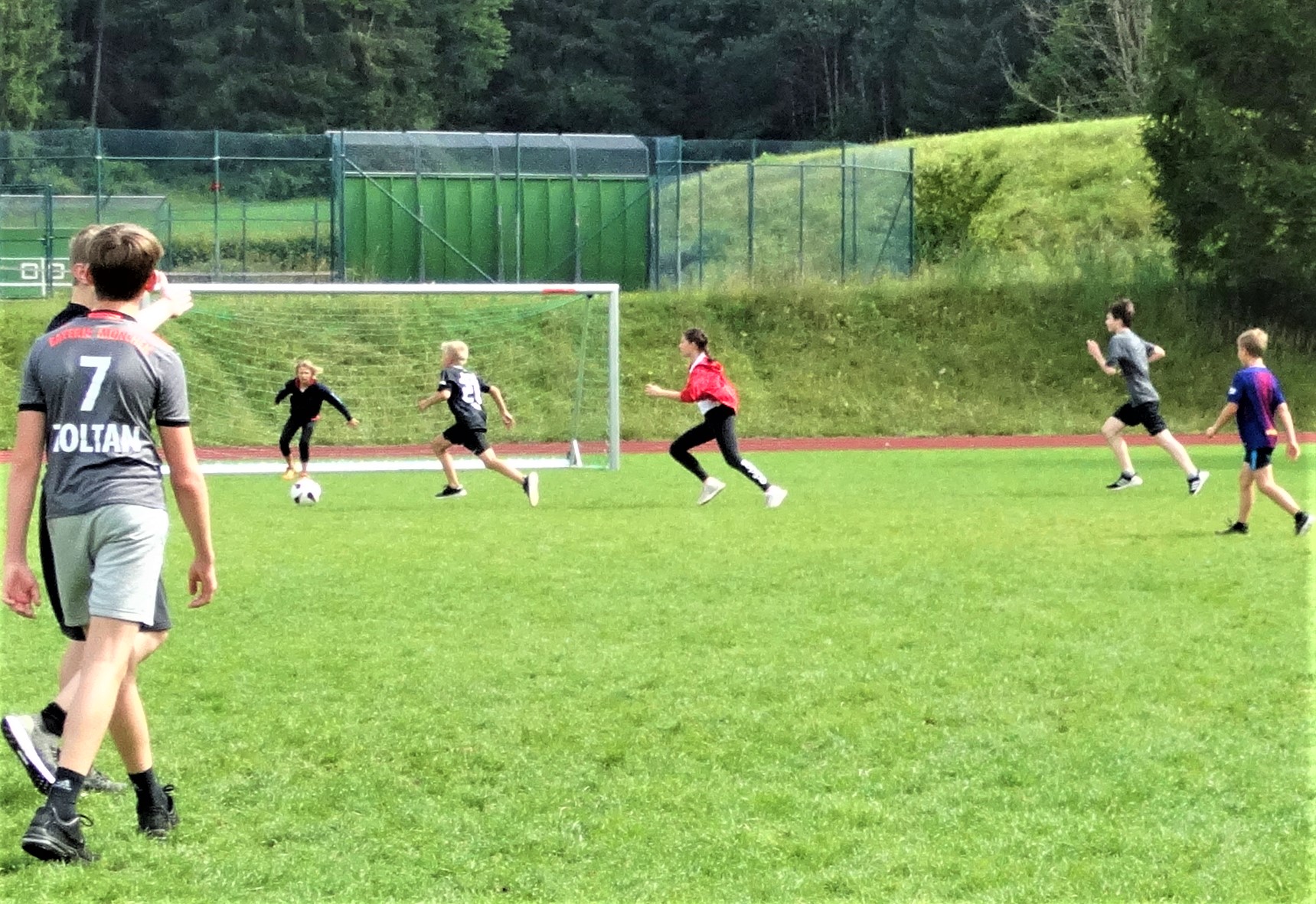 Vier Judoteams kickten um den Titel Fußballmannschaft des Jahres