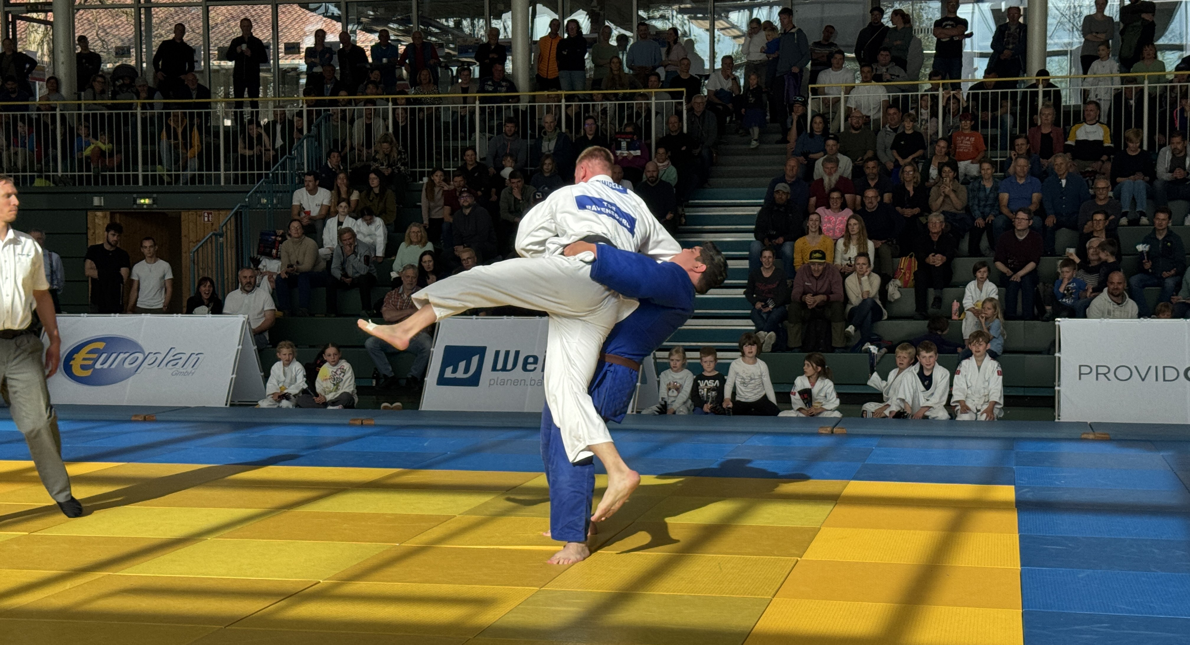 JUDO-Aufsteiger bleibt weiter ungeschlagen - Kampfgemeinschaft Aibling-Grafing mit Unentschieden gegen Ravensburg