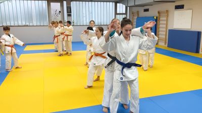 Koshi ohne waza: Erfolgreicher Kinder- und Jugend-Katalehrgang bei der DJK Aschaffenburg