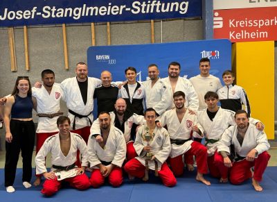 Jahn Nürnberg 2012 e.V. gewinnt die Bayernliga und steigt in die 2. Bundesliga auf