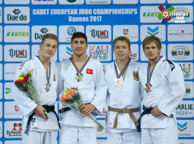 Johann Lenz: Starker Auftritt wird mit Bronze belohnt