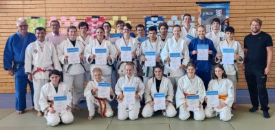 Ausbildung von neuen, jungen Trainerassistenten und -assistentinnen in Niederbayern