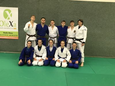 Internationaler Auftakt in der U18 – Teplice