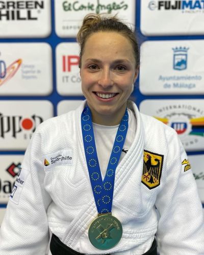 Amelie Stoll siegt in Malaga