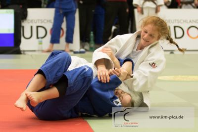 Europäische Jugendspiele: Samira Bock