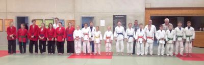 Offene Oberbayerische Jugend-Kata-Meisterschaft in Traunreut mit guten Ergebnissen