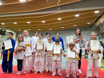 Medaillenregen für die jüngsten TUS-Judoka