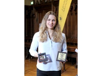 Goldene Ehrenmedaille der Landeshauptstadt für Theresa Stoll