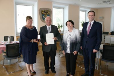 Verdienstmedaille für Dietmar Valentin
