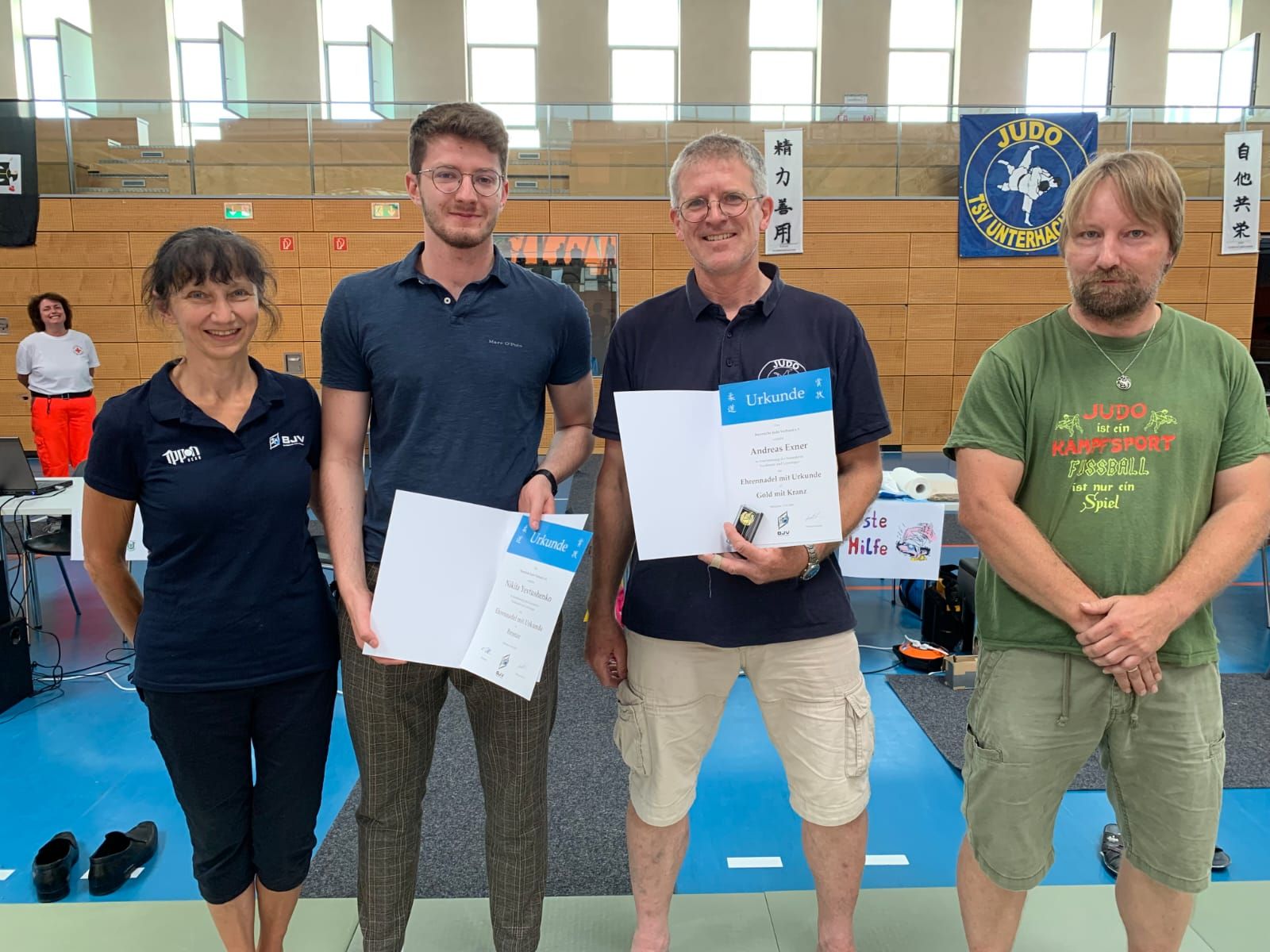 v.l.: Margit Dippold (VPin BJV), Nikita Yevtushenko, Dr. Andreas Exner, Andreas Hofreiter